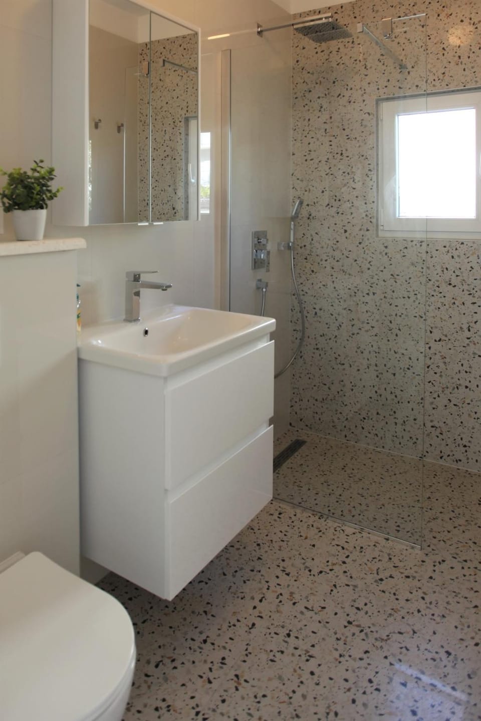 Apartman Baco Apartment in Okrug Gornji