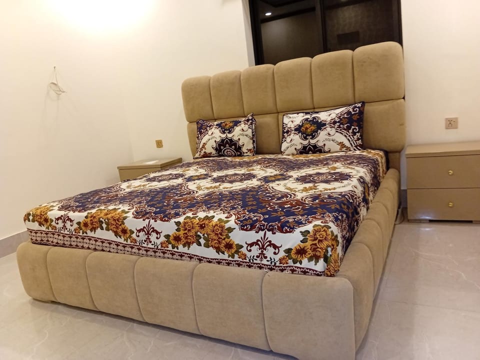 SI Family Hotel Johar Town Lahore Hotel in Lahore