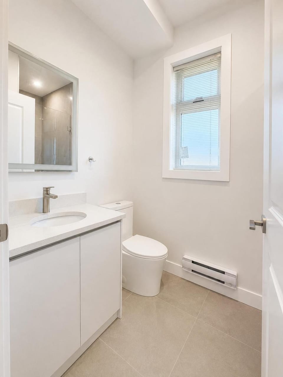 Private Room in Shared West Side Home near UBC Bed and Breakfast in Vancouver