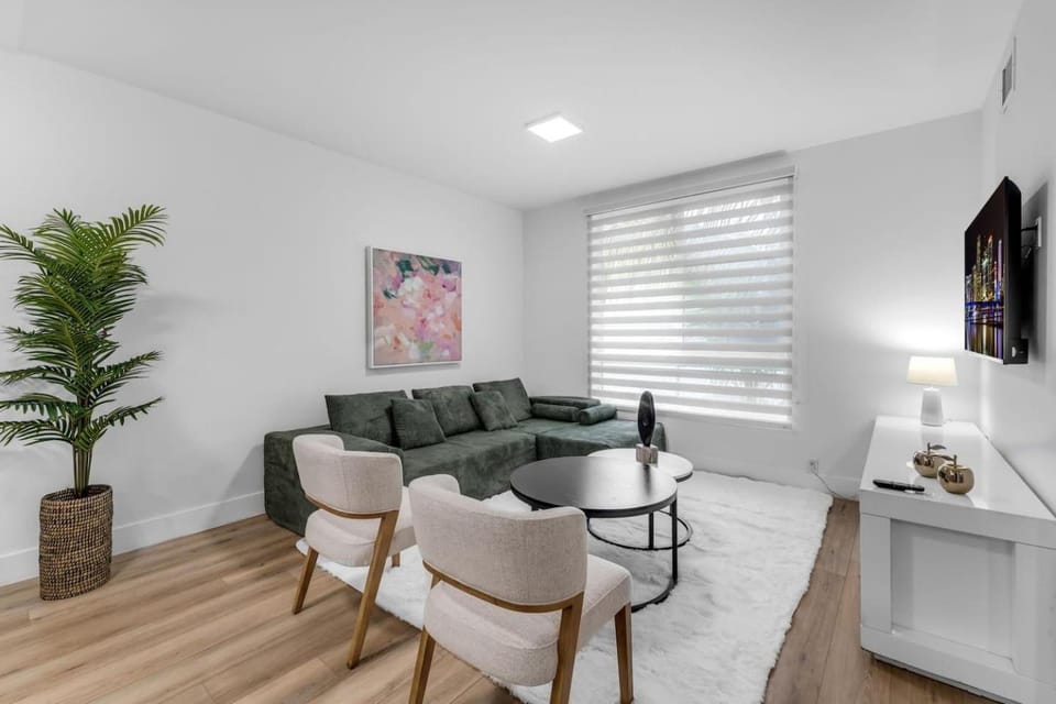 Prime Location 2BR 2BA #103 Apartment in Miami