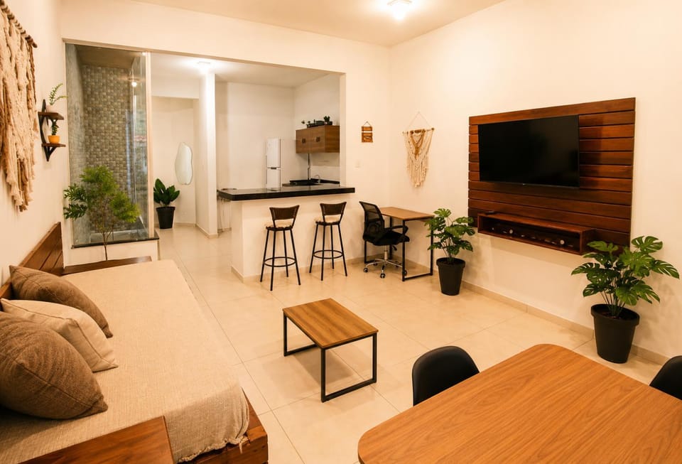 Communal lounge/ TV room, TV and multimedia, Living room, Seating area, Evening entertainment