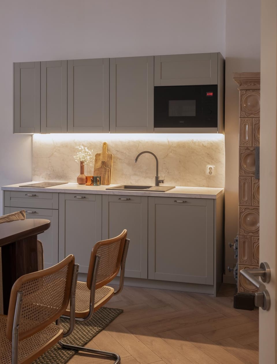 Kitchen or kitchenette, stove