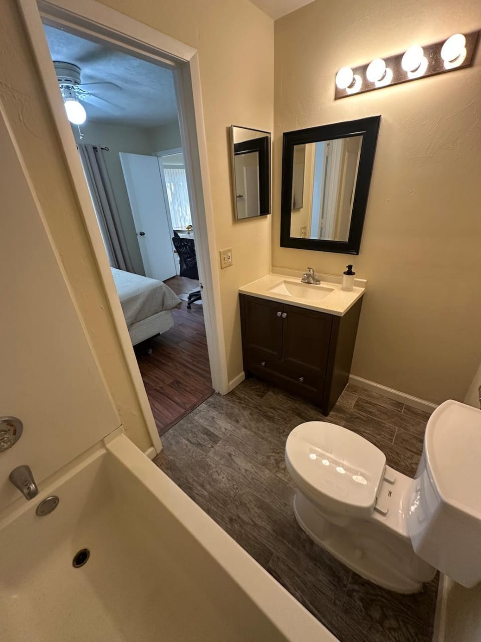 Shower, Toilet, Bathroom, Bath
