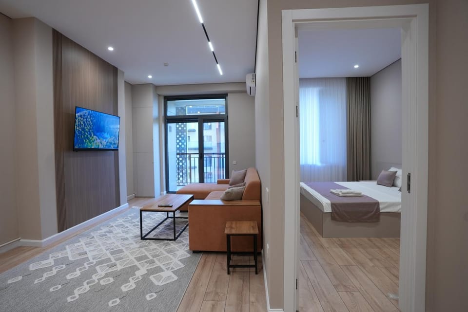 Bed, TV and multimedia, Photo of the whole room, Seating area