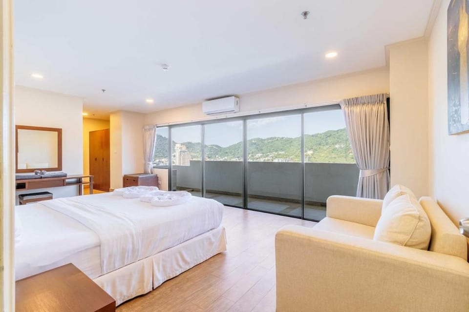 Famous Patong Tower Walking Street C281 Apartment in Patong
