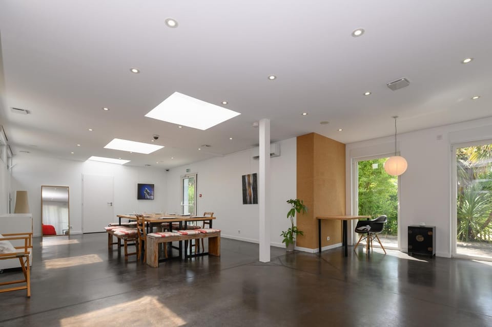 Property building, Living room