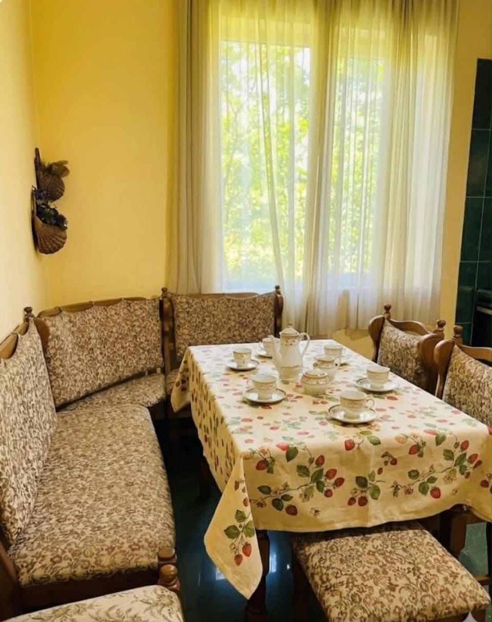 Дом для отпуска в Гонио House in Batumi