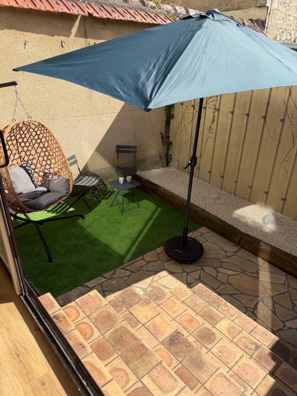 Patio, Spring, Garden, Garden view, sunbed