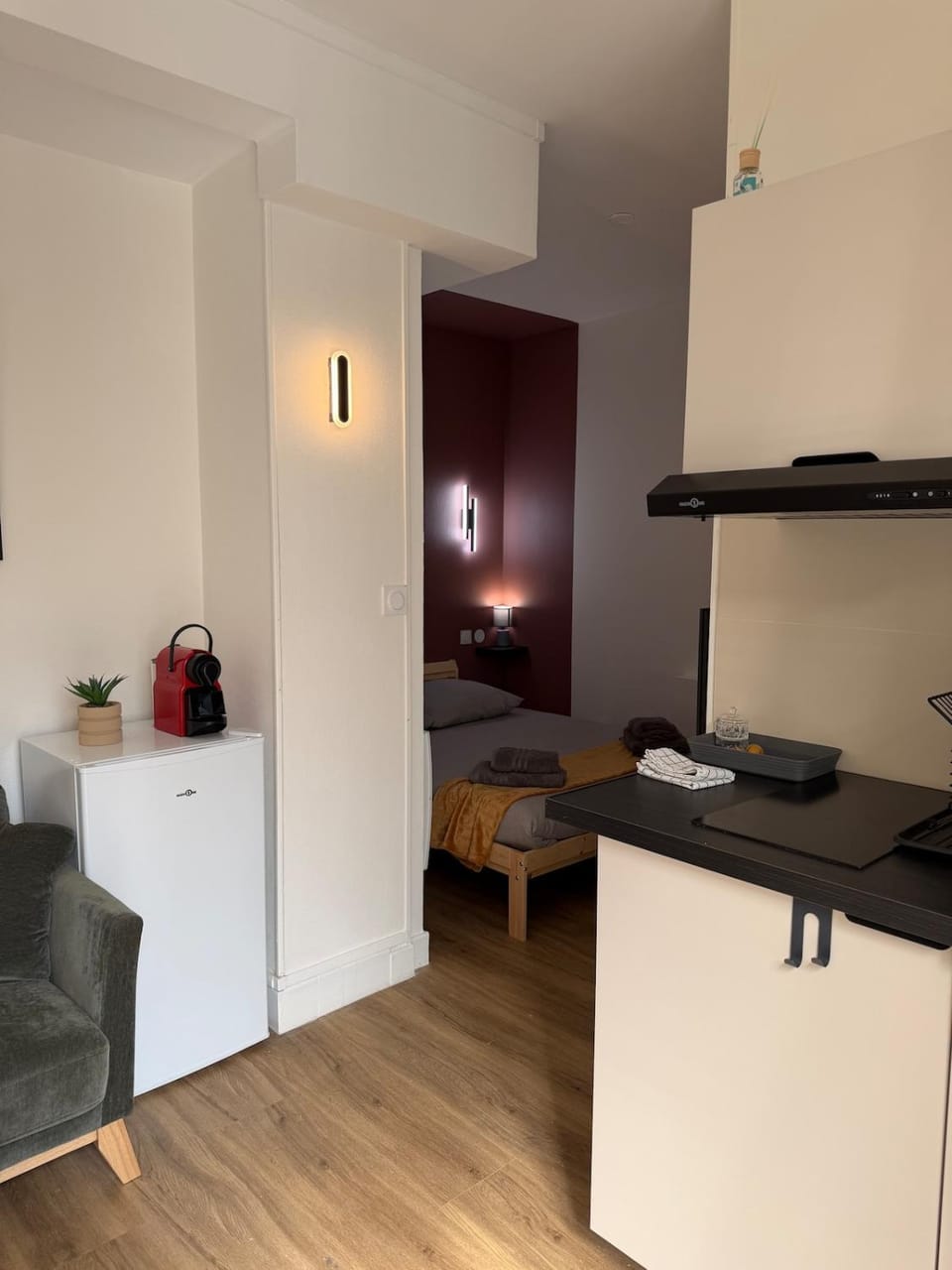 Kitchen or kitchenette
