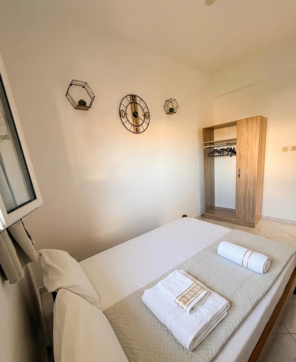 FLISVOs 70 m από την θάλασσα Apartment in Peloponnese, Western Greece and the Ionian