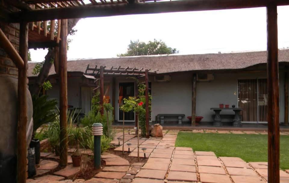 Rooms 1- 3 Bed and Breakfast in South Africa