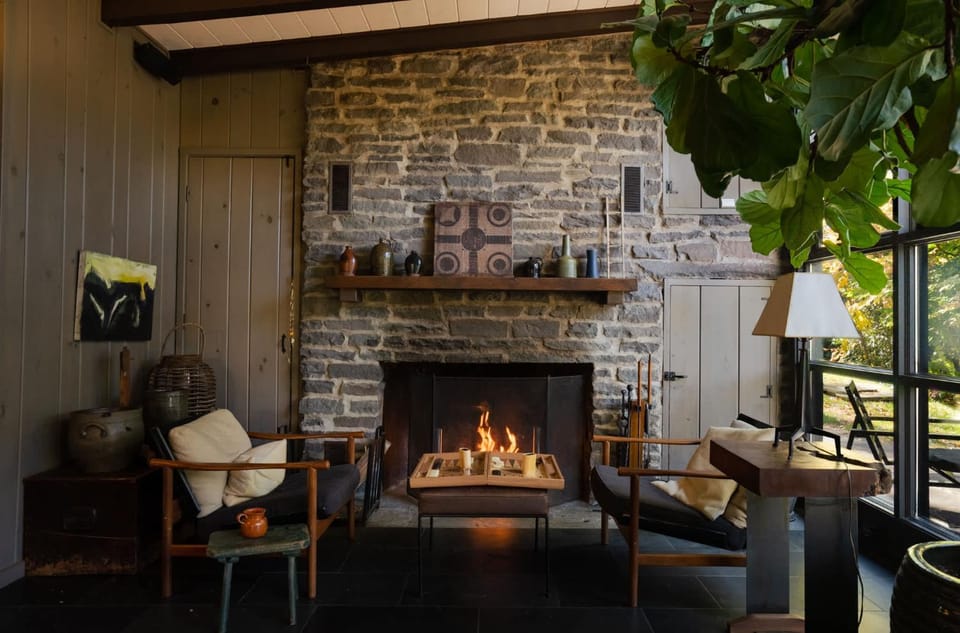 Coal Cabin - Chic MCM near Phoenicia Cabin in Shandaken