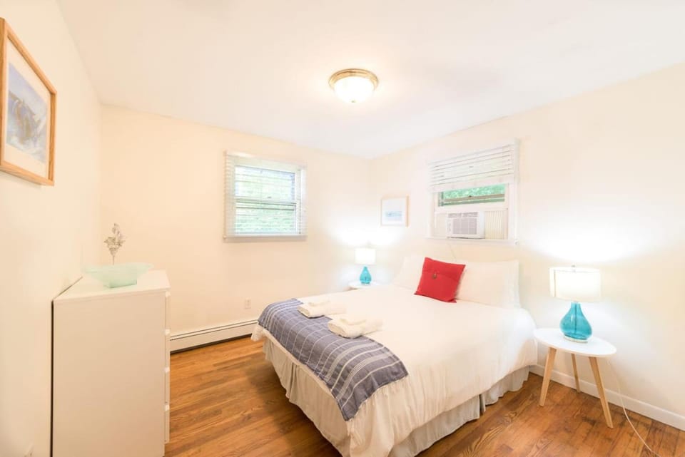Amazing Narragansett Beach House ! House in Narragansett Beach