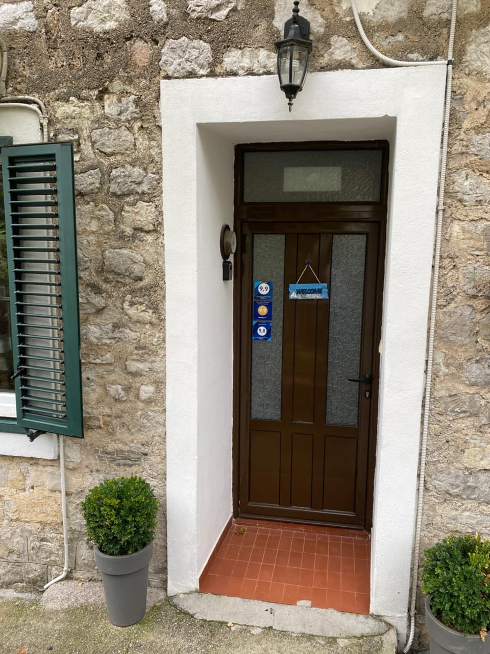 Facade/entrance