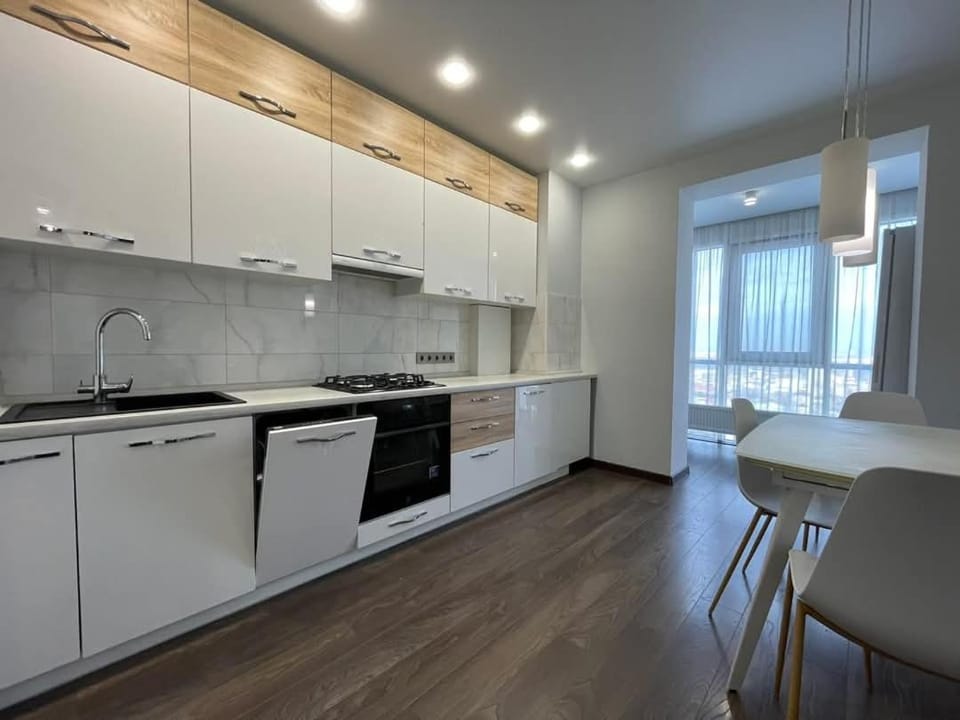 Дельмар апартаменты 3 кв вид река Apartment in Dnipro