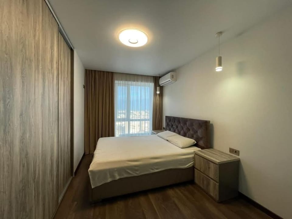Дельмар апартаменты 3 кв вид река Apartment in Dnipro
