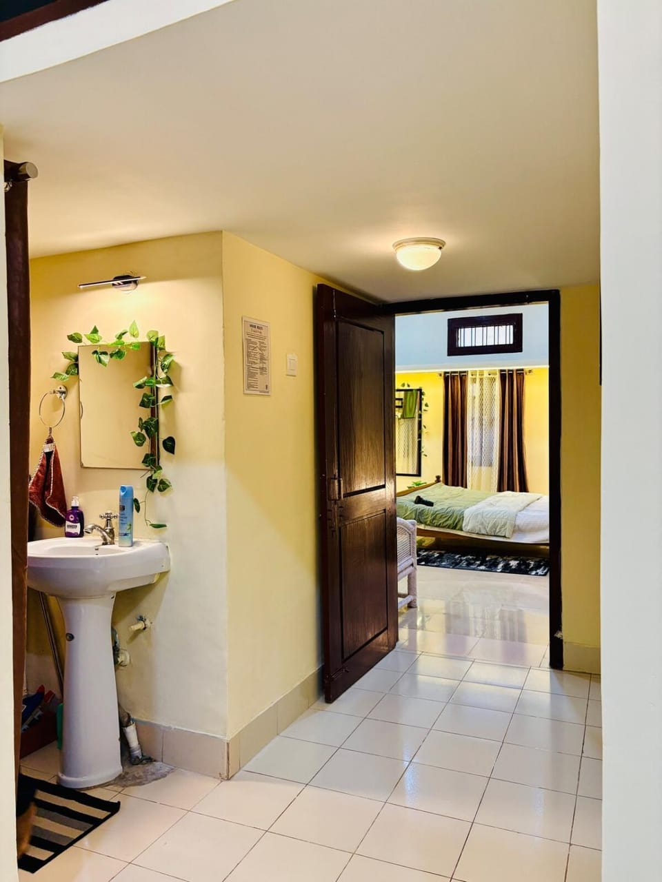 De Kashish Cozy 1BHK Stay Villa in India