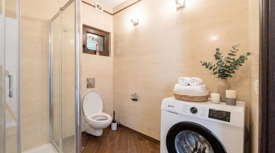 Bathroom, Bath