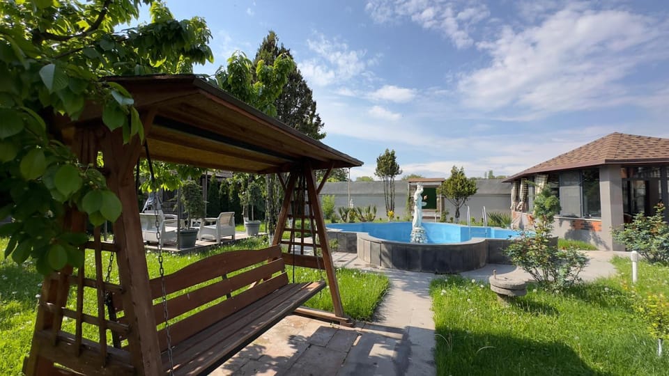 Villa with Private Pool Villa in Yerevan