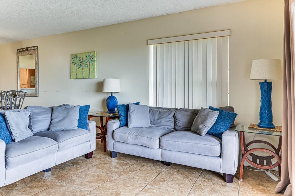 Ocean-View Pool + Boardwalk: Cocoa Beach Condo House in Seacrest Beach