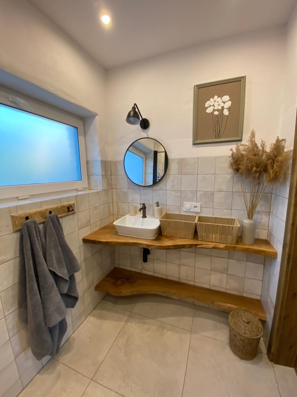 Shower, Bathroom, towels