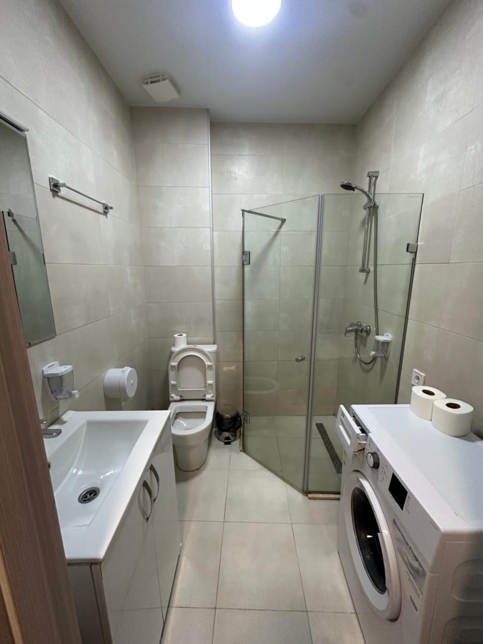 Shower, Toilet, washing machine