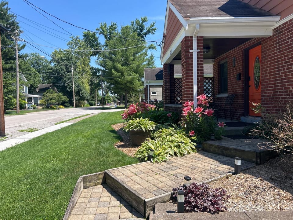 Cozy Stays - Budget Friendly - Fast Wifi - Smart Tv Vacation rental in Ohio