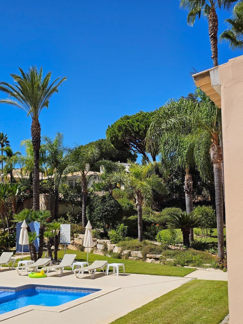 Apartment Sea Shimmer 3 bedroom 2 Bath 3 terraces Apartment in Faro District
