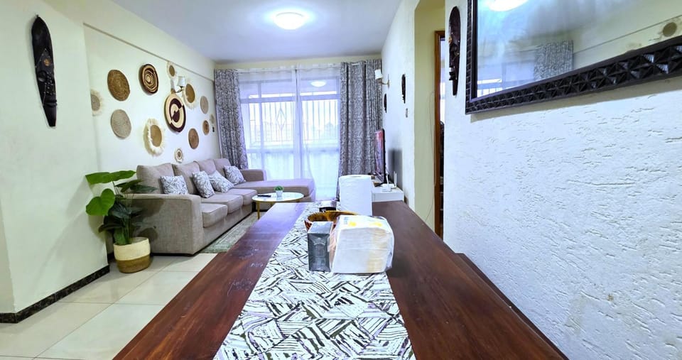 Living room, Dinner, Dinner, Family, Family