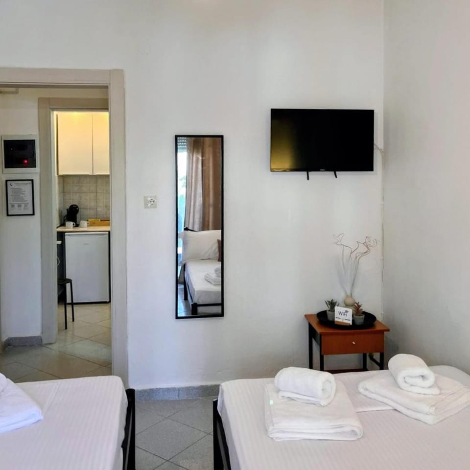 TV and multimedia, Bedroom, towels