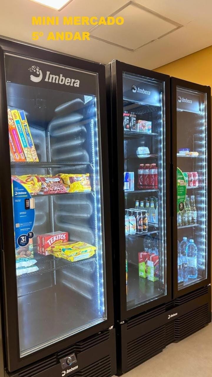 Food and drinks, Supermarket/grocery shop, vending machine