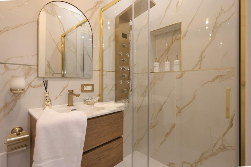 Sweet Home by Monica Apartment in Naples