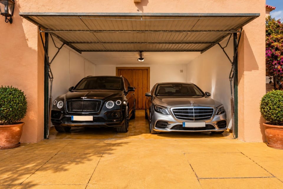 Day, Parking