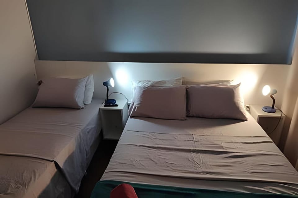 Triple Room on Augusta near Paulista Avenue and Frei Caneca Apartment in Sao Paulo City