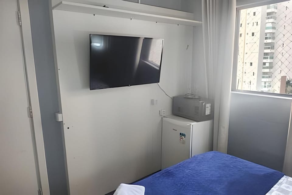 Wide Suite at Augusta near Paulista Av and Frei Caneca Apartment in Sao Paulo City