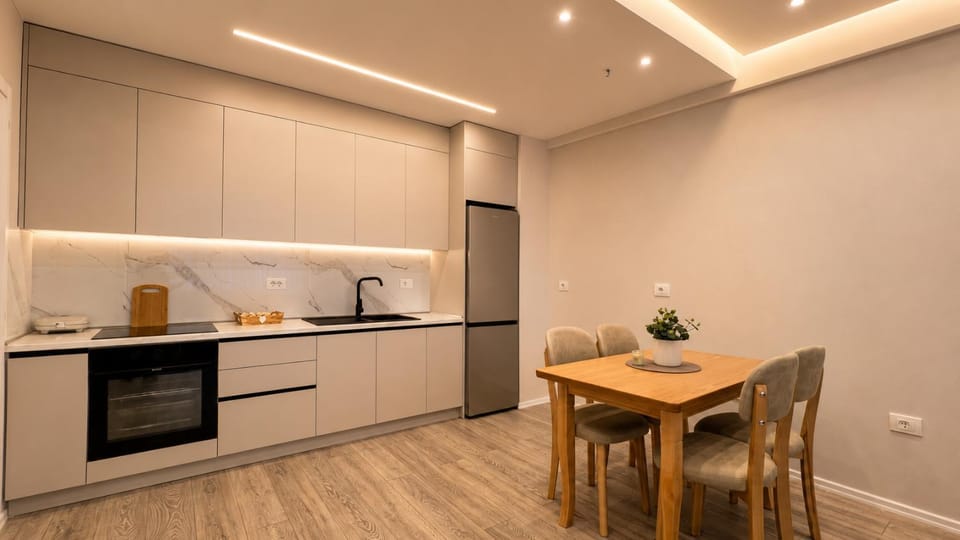 Kitchen or kitchenette, kitchen, kitchen