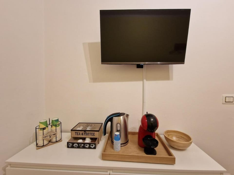 TV and multimedia, Coffee/tea facilities