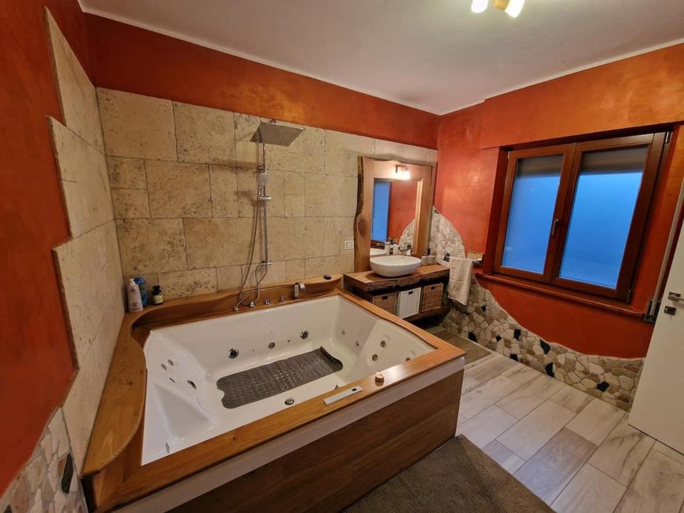 Hot Tub, Bathroom, Bath