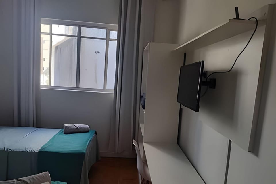 Triple Room at Augusta near Paulista Avenue and Frei Caneca Apartment in Sao Paulo City