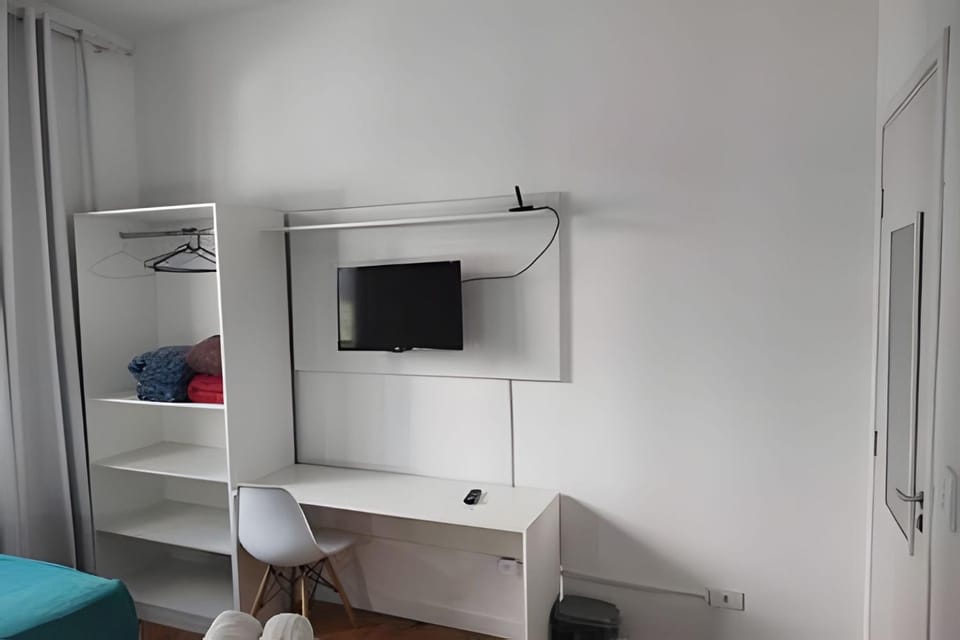Triple Room at Augusta near Paulista Avenue and Frei Caneca Apartment in Sao Paulo City