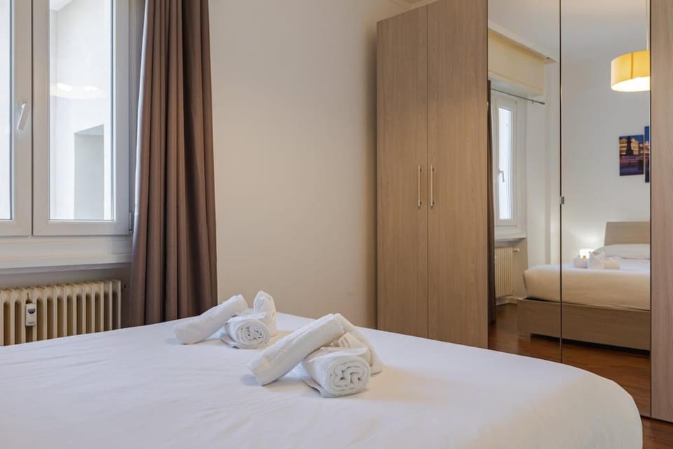 Free WiFi Netflix Settefontane Elegant Suite Apartment in Trieste