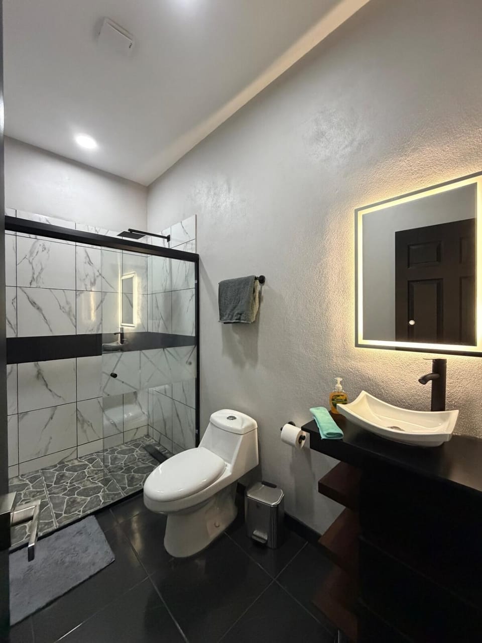 TinyHouseMX2 Comodidad, lujo y playa que se disfruta House in San Patricio