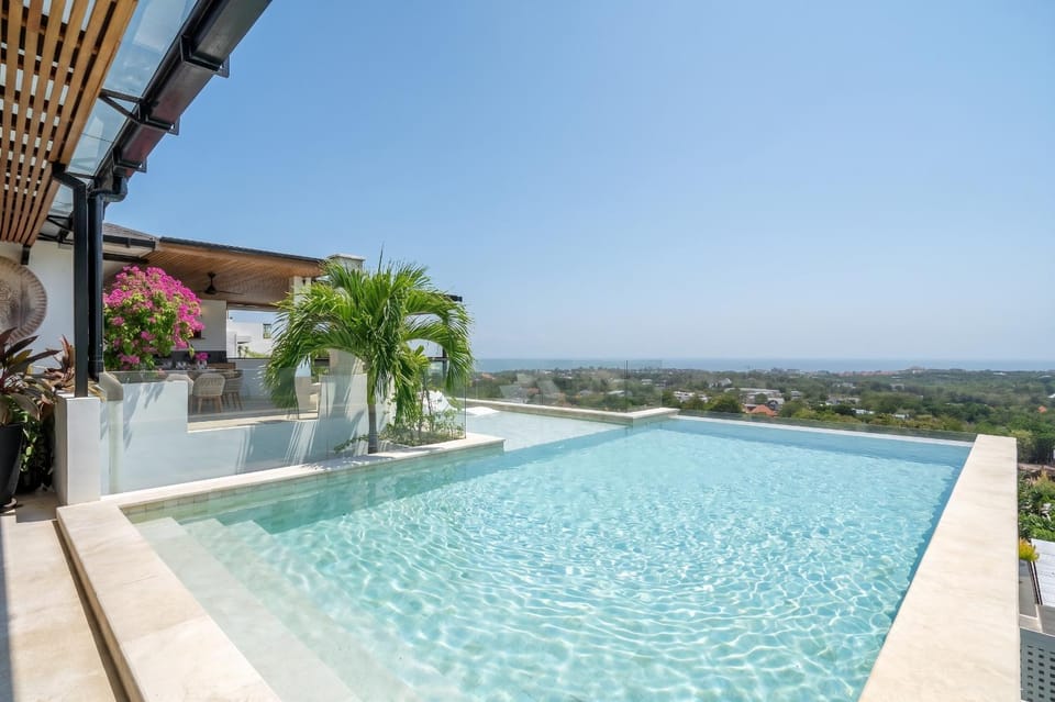 View (from property/room), Swimming pool, Swimming pool