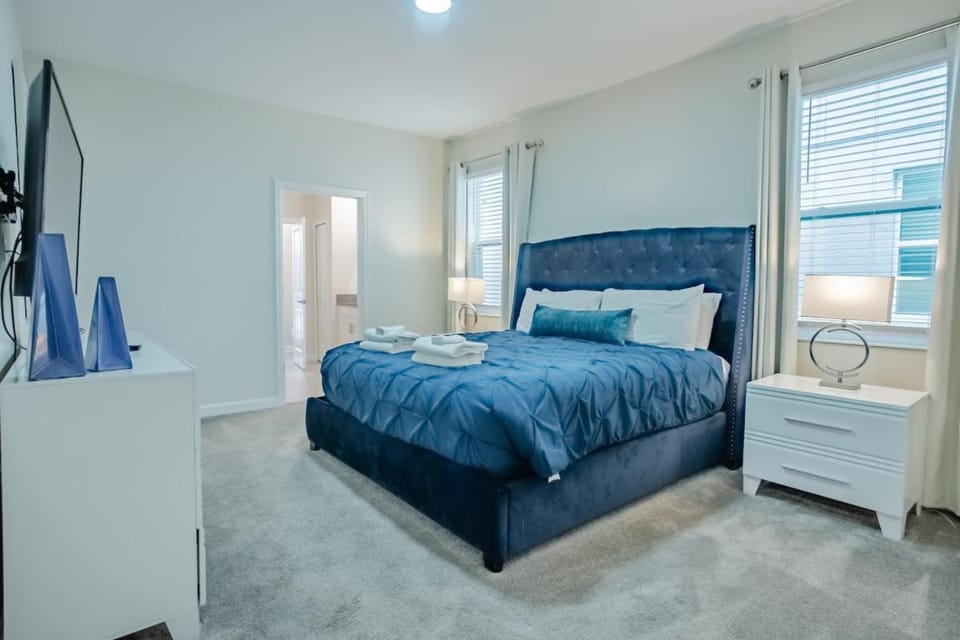 Ultimate 9BR Resort Getaway Near Disney Villa in Kissimmee
