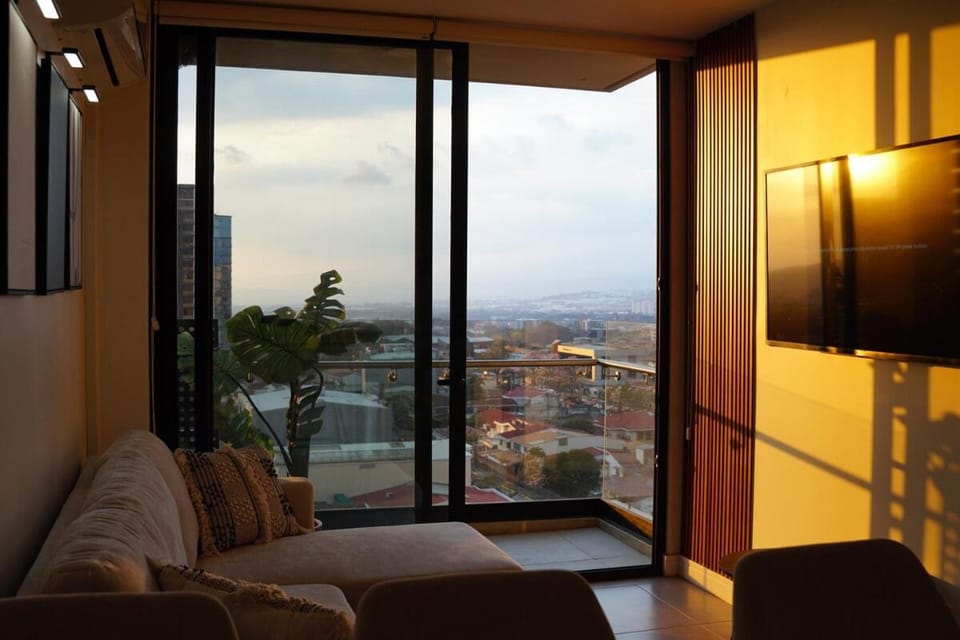 Lux Sky Garden Condo , San José Apartment in San Jose