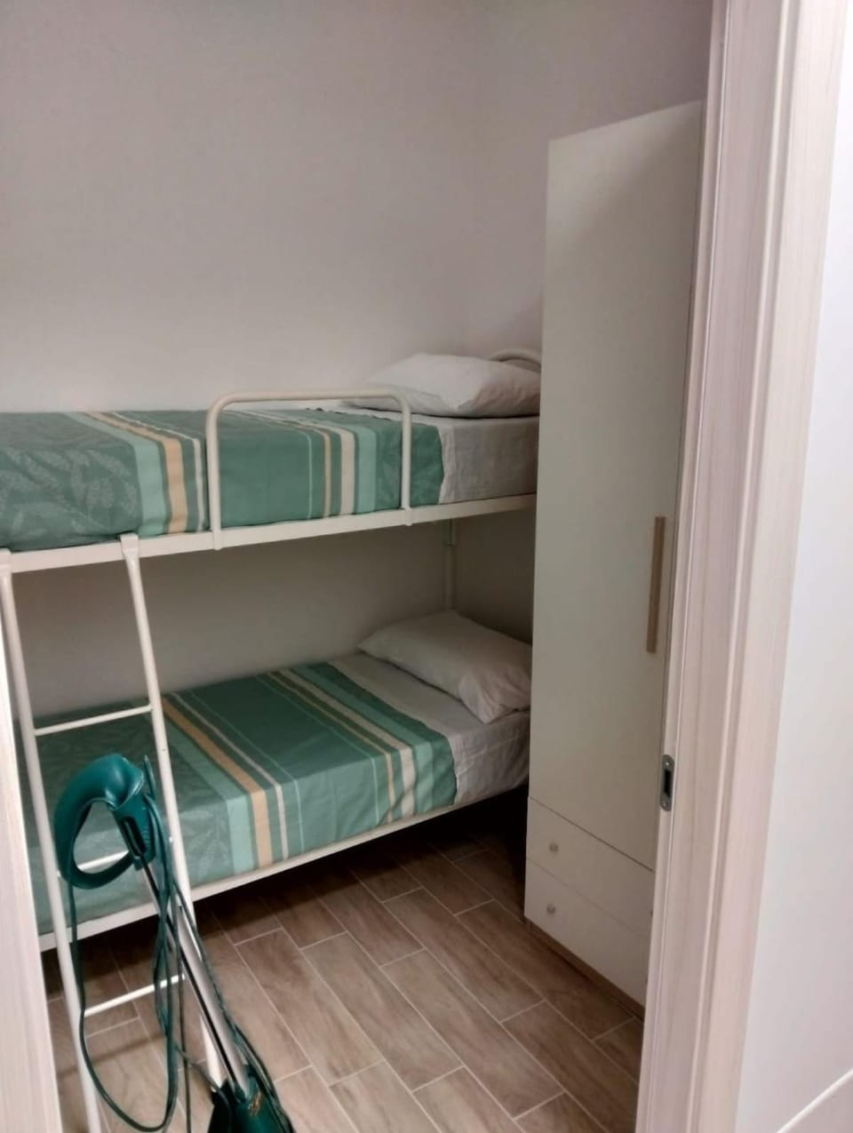 bunk bed