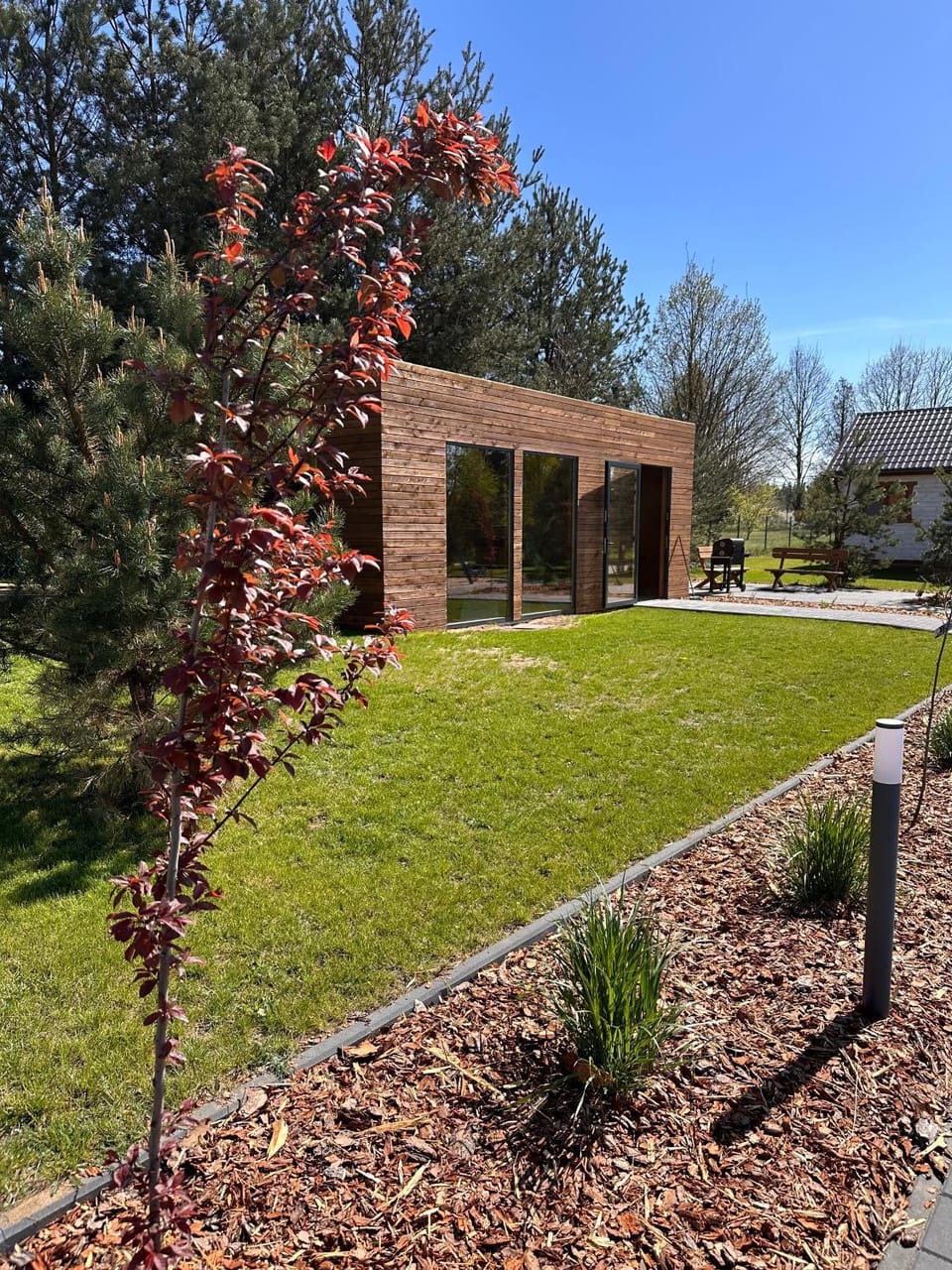 Communal lounge/ TV room, Garden