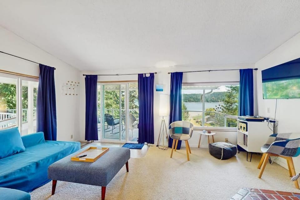 Hill House House in Hood Canal