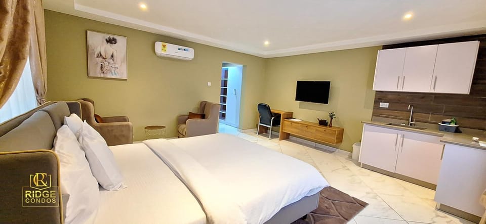 Kitchen or kitchenette, Photo of the whole room, Bedroom, air conditioner