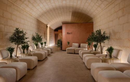 AURA suites by Mercury towers Apartment in Saint Julians